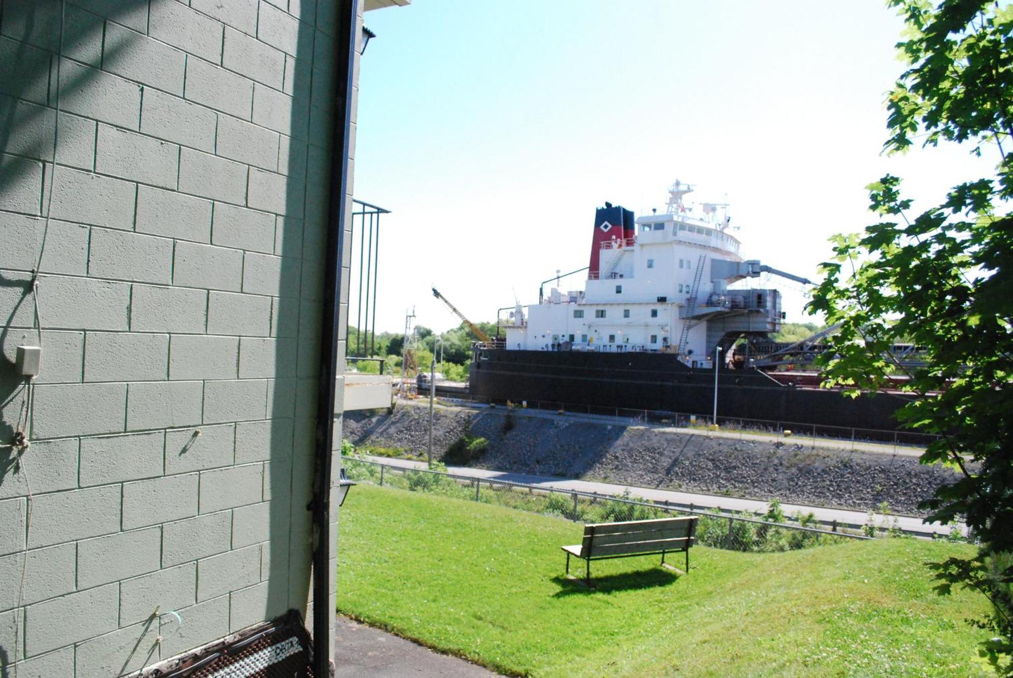 The Inn At Lock Seven Thorold Eksteriør billede