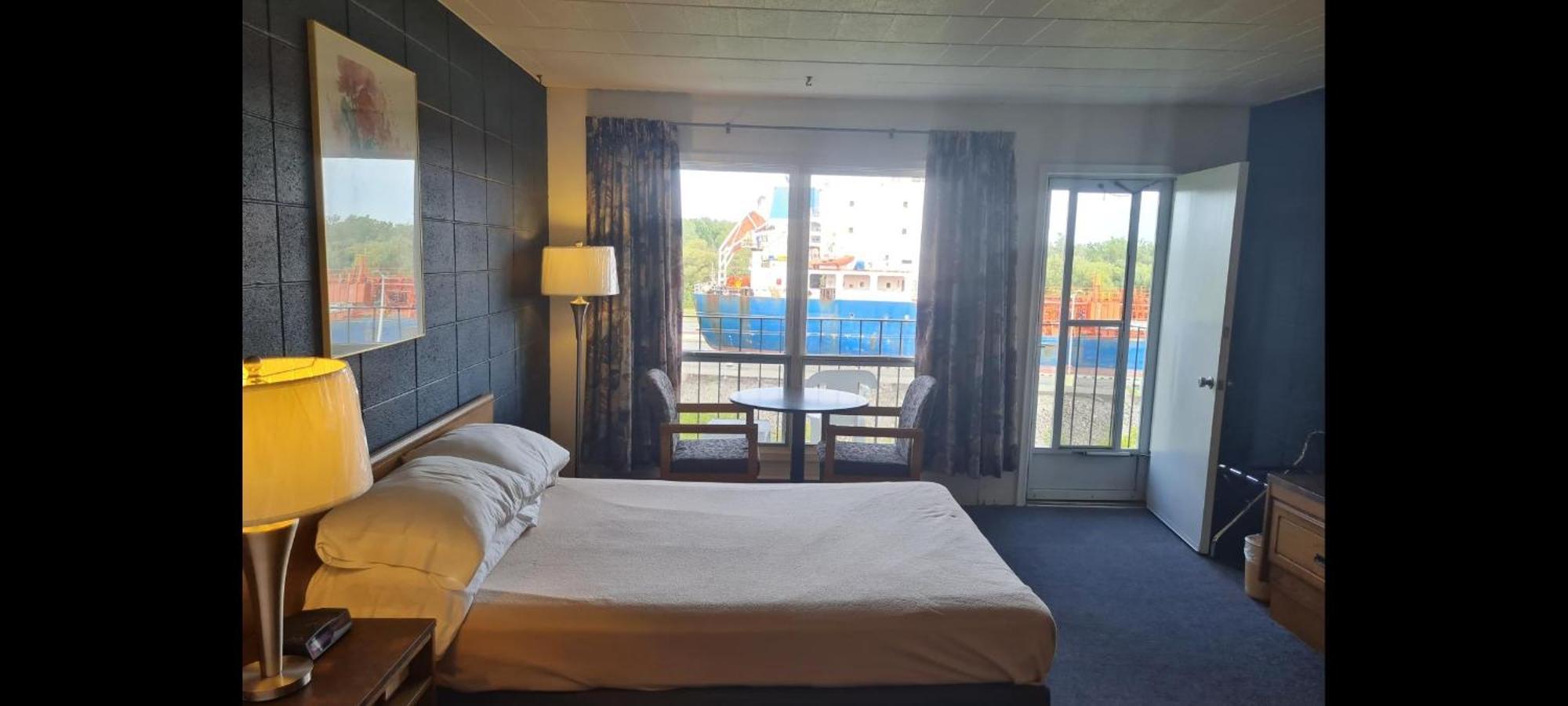 The Inn At Lock Seven Thorold Eksteriør billede